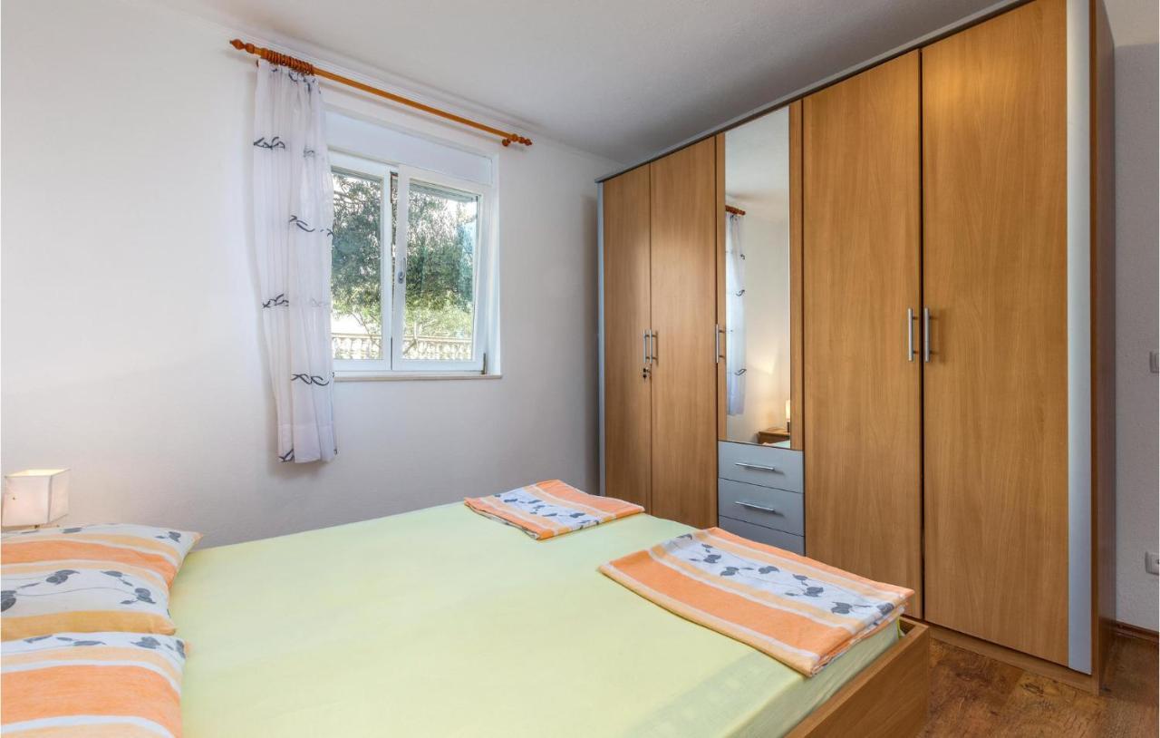 Stunning Apartment In Duce With Wifi 외부 사진